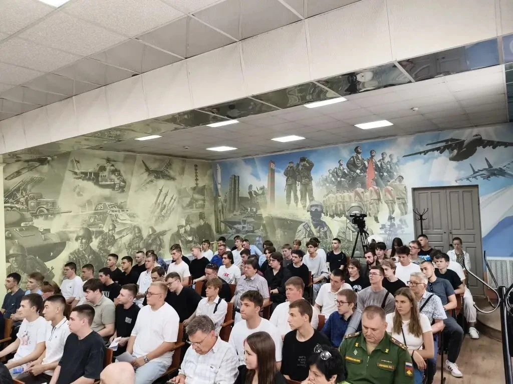 Телемост с военнослужащими войск беспилотных систем ВС РФ

В военном комиссариате Алтайского края со