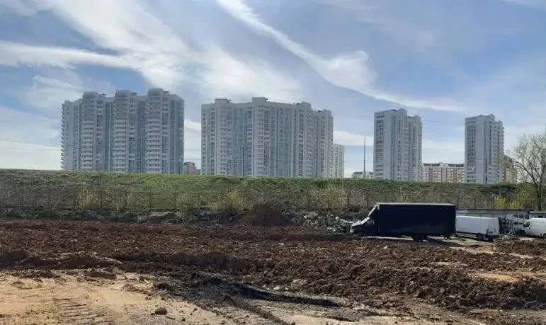 92 несанкционированных объекта торговли демонтировали в Люберцах с начала 2026 года

🚜 В городском 