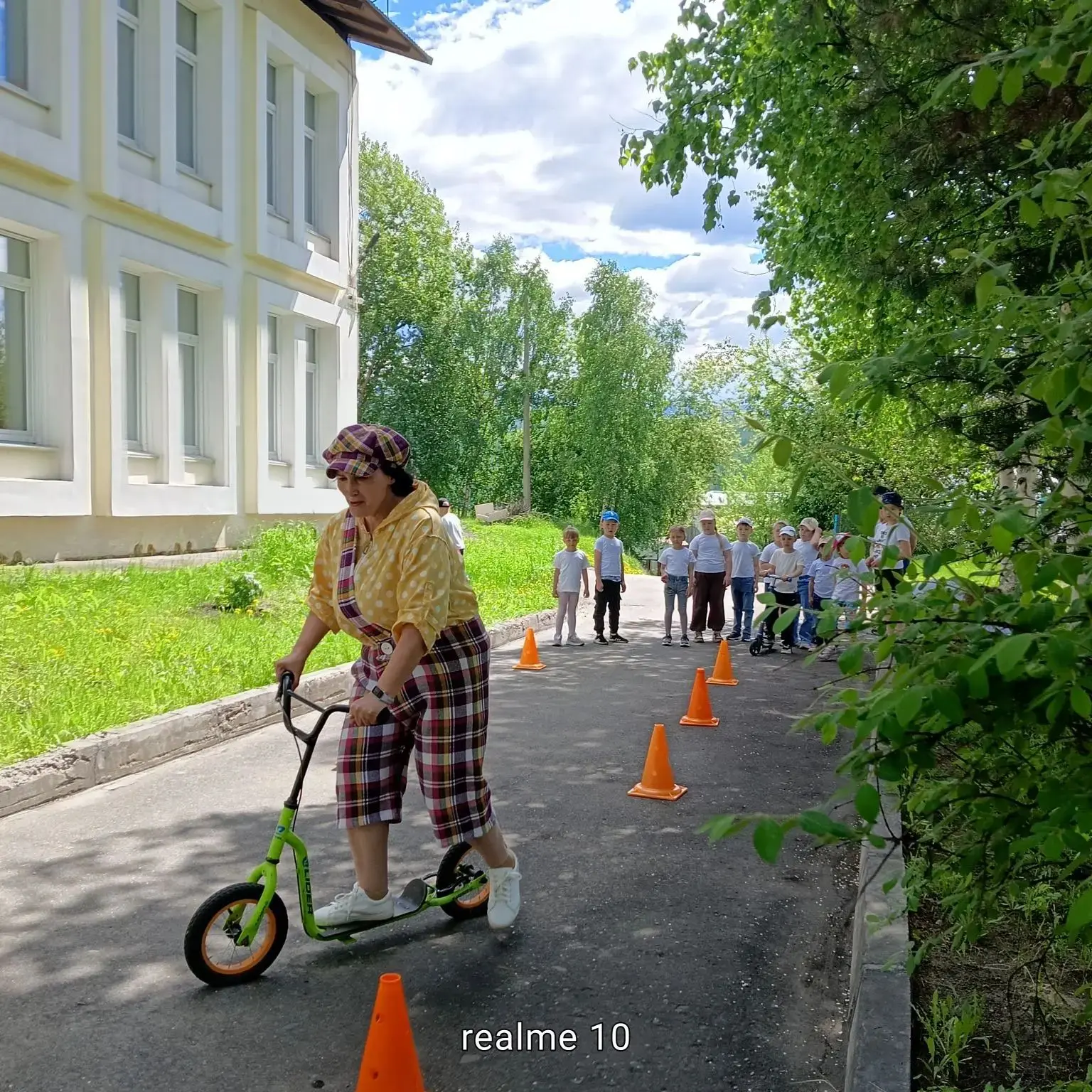 В преддверии Дня России в нашем детском саду прошел тематический день, посвященный этому замечательн