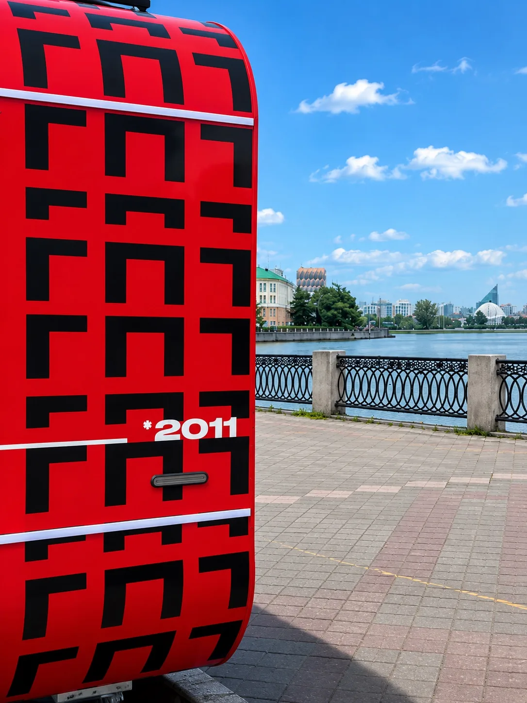 Екатеринбург, прогуляемся по набережной? И получим специальные предложения на покупку квартиры!

Наш