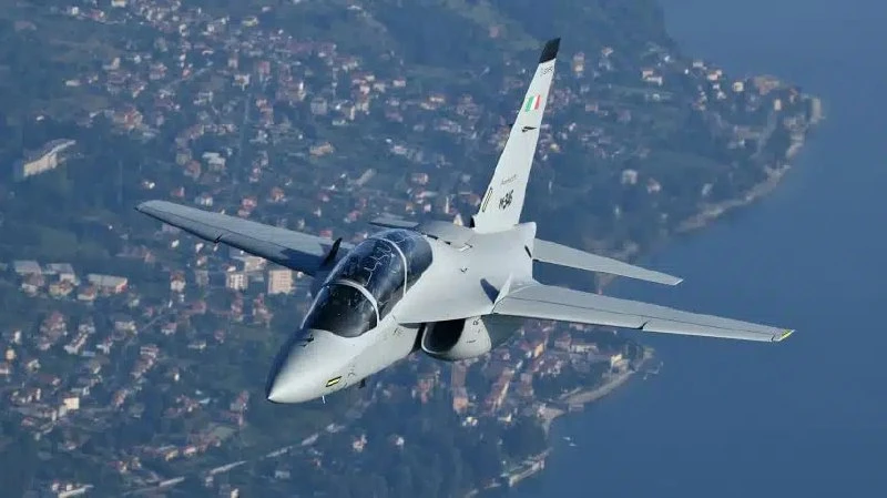 Канада все больше интересуется итальянскими Leonardo M-346

Вслед за новостью о подписании контракта