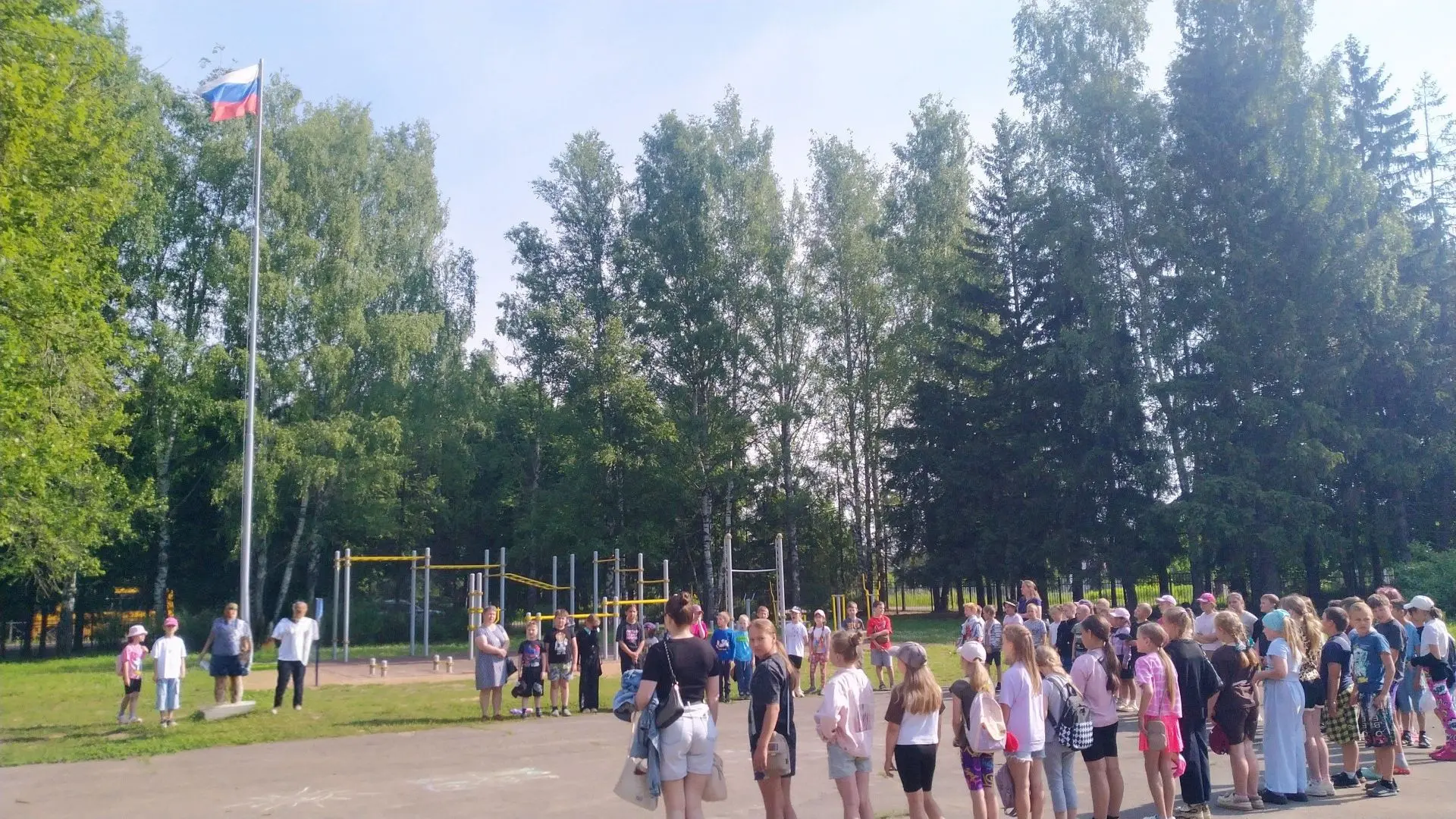 ❤️🇷🇺День России

12 июня в нашей стране ежегодно отмечается государственный праздник – День России