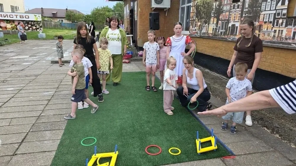 ☀️ В рамках летней игровой площадки в городском клубе прошел «Праздник куролесов!» 

🎉На площадке ц