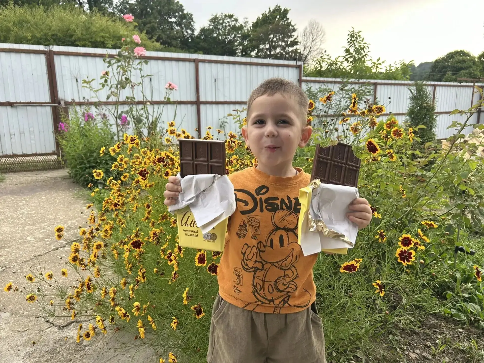 🍫🥳 Осторожно: уровень сладости в этом посте зашкаливает!

Сегодня Всемирный день шоколада, и групп