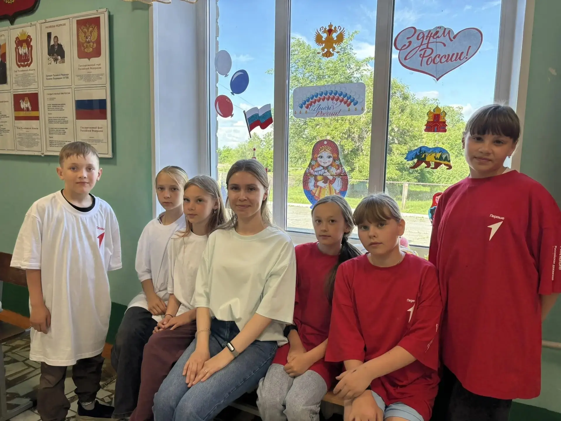🇷🇺 Всероссийская акция «Родиной горжусь», посвящённая Дню России

Формат 1: мастер-класс «Окна Рос