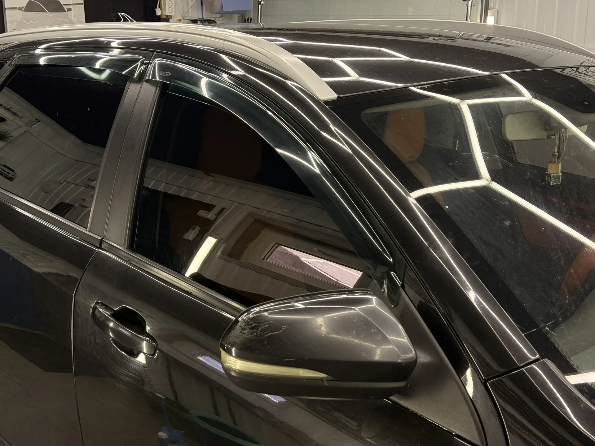 🚙 Lada Vesta

✅ Затонировали передние окна - 15% Sun Control

VK - vk.com/tonirovka_oskol
TG - t.me