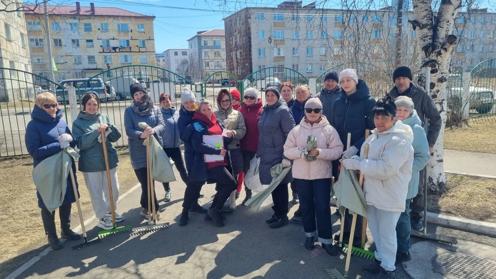 ✨️✨️✨️✨️✨️✨️✨️✨️✨️✨️✨️

Весна, чистота, командный дух: наши сотрудники на общегородском субботнике! 
