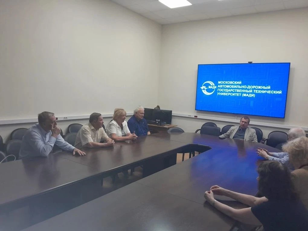 50 ЛЕТ СО ДНЯ ВЫПУСКА С МАДИ В СЕРДЦЕ
05.06.2026 года состоялась встреча выпускников МАДИ 1976 года,