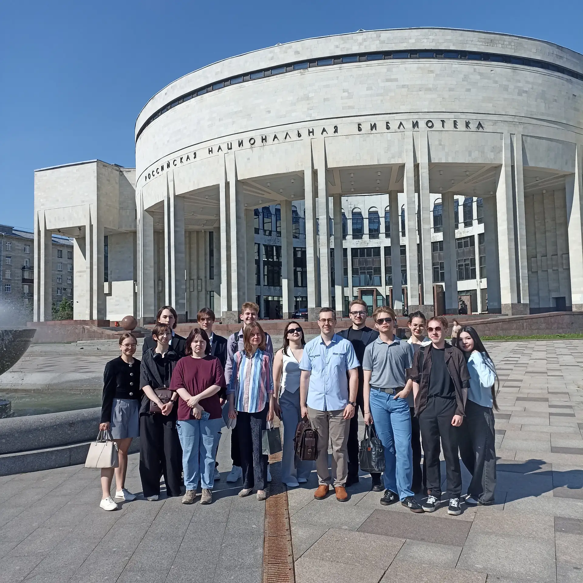 5 июня обучающиеся и преподаватели Института истории и социальных наук приняли участие в работе всер