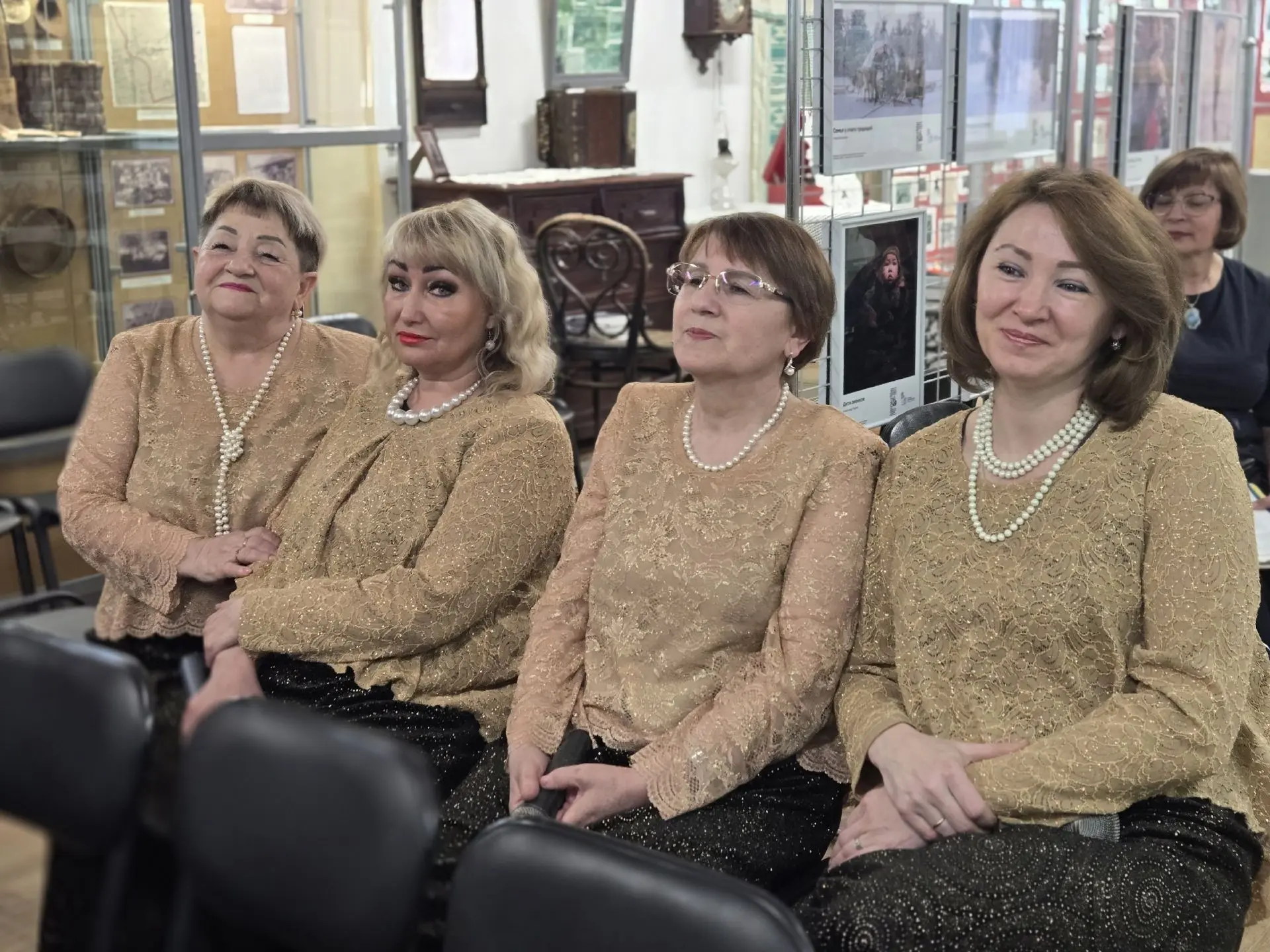 🎤 Акция "Ночь Музеев" ✨

16 мая  Усть-Кутский исторический музей пригласил нас на музыкальную гости