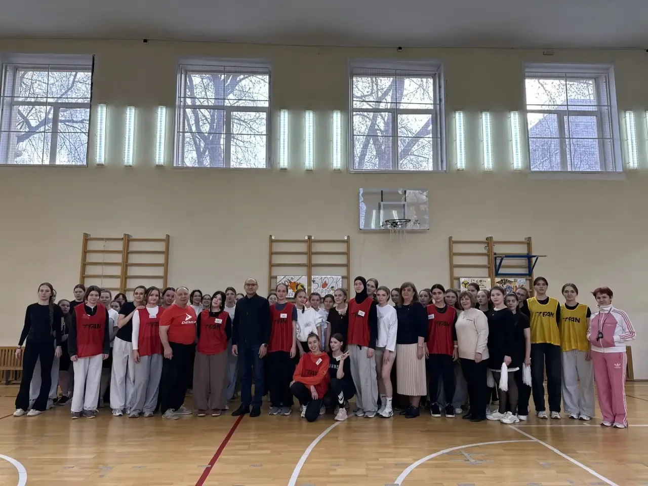Фестиваль волейбола.

🏐Сегодня в  Медико-фармацевтическом колледже для студентов 1 курса прошел Фес