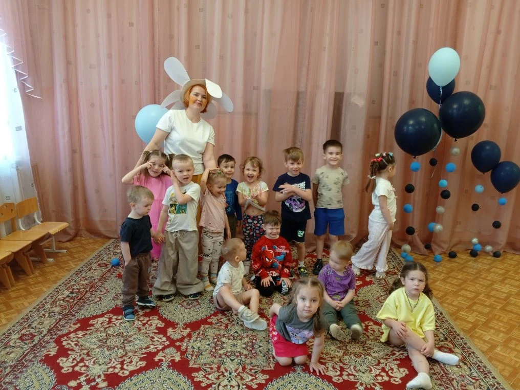 1 июня — День защиты детей! 🌟

Сегодня наш детский сад превратился в остров радости и веселья! Мы п