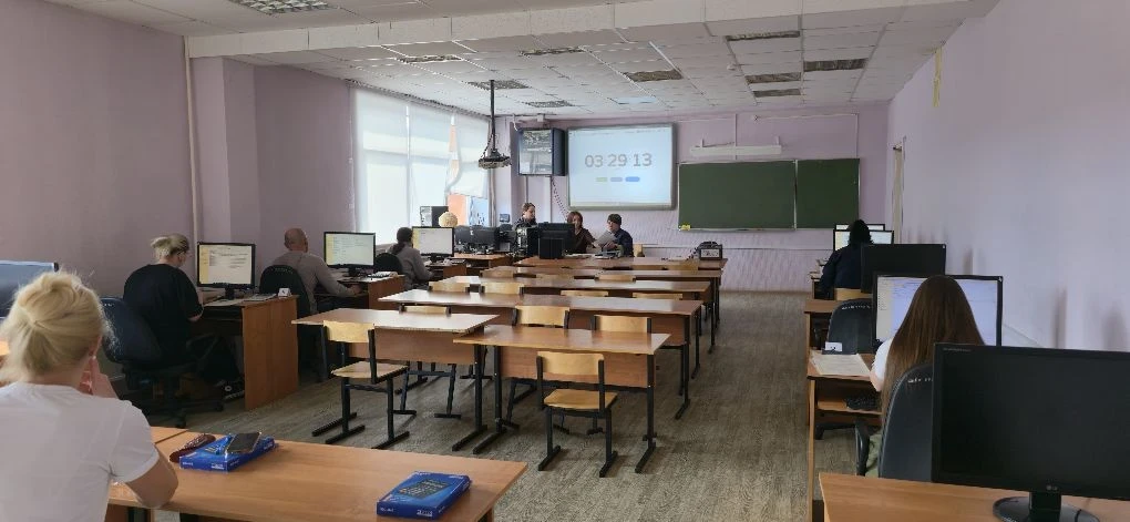 Жаркие экзаменационные выходные

✅С 5 по 7 июня для выпускников очного и заочного отделения по специ