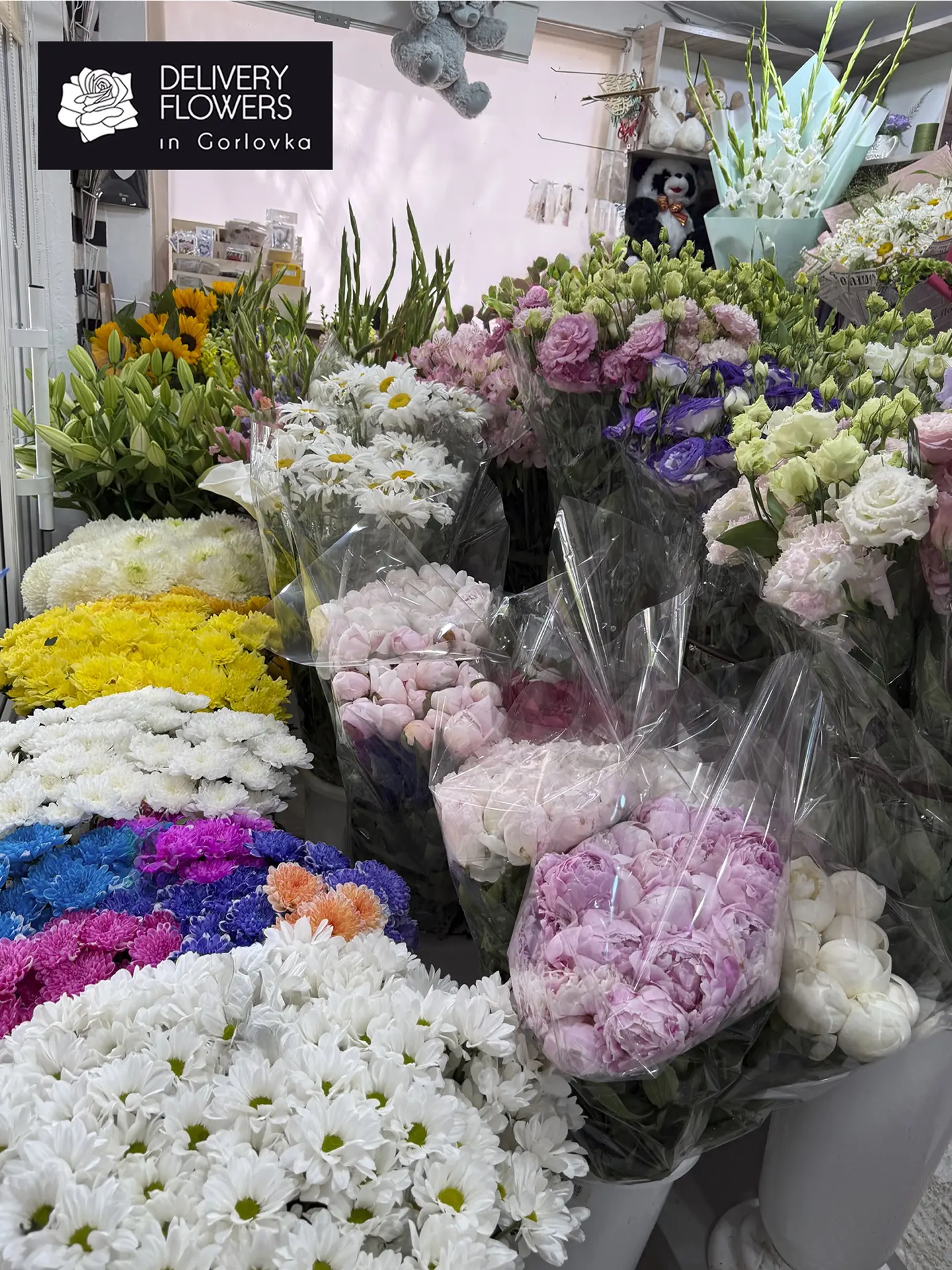 ☀️ Свежие летние цветы

В наличии:
🌼 ромашки
🌻 подсолнухи
💜 эустомы
и много других

Ярко. Свежо. 