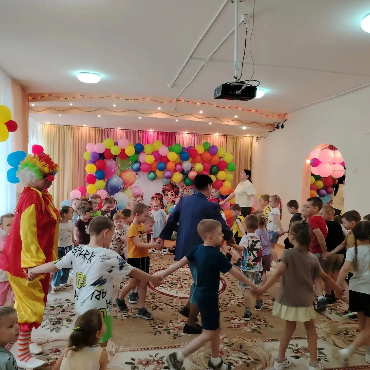1 июня – День защиты детей – праздник счастливого детства. Дети всегда с нетерпением ждут начала лет