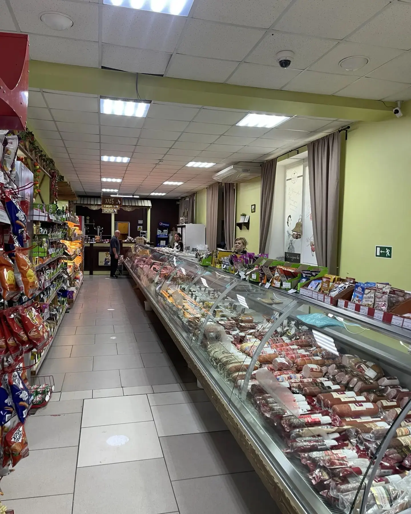 Вакансии! В кулинар-маркет срочно требуются:
- шашлычник
- продавец (мясной отдел)
- продавец-кассир