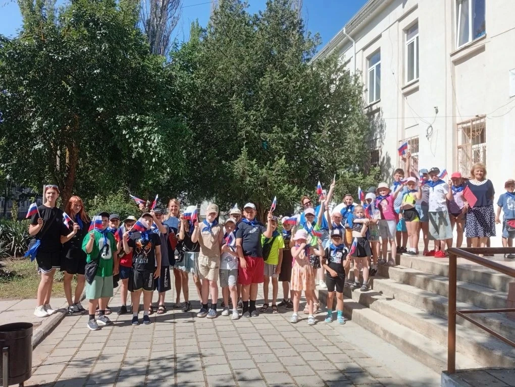 ☀️Твой Ход – в поход!☀️

🔸Наши школьники с энтузиазмом присоединились к всероссийской акции «Твой Х