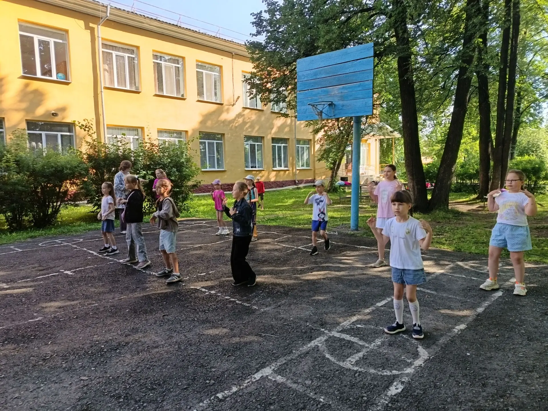 🌞 Субботний день в лагере «Солнышко» выдался насыщенным, весёлым и очень дружным!

Всё началось с д