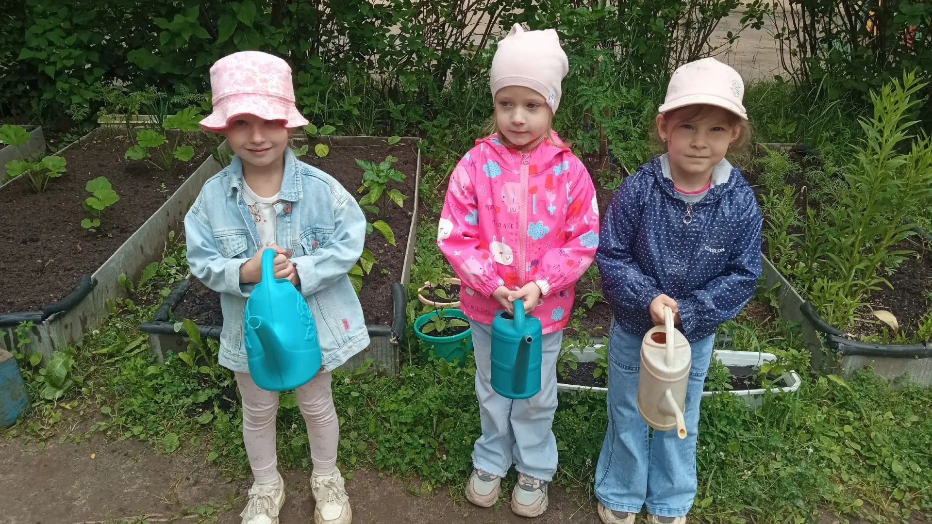 ‼️Огород наш огород, все на нём всегда растет, 🧅🥒🥕
Если руки не ленивы, если мы трудолюбивы. 
Про
