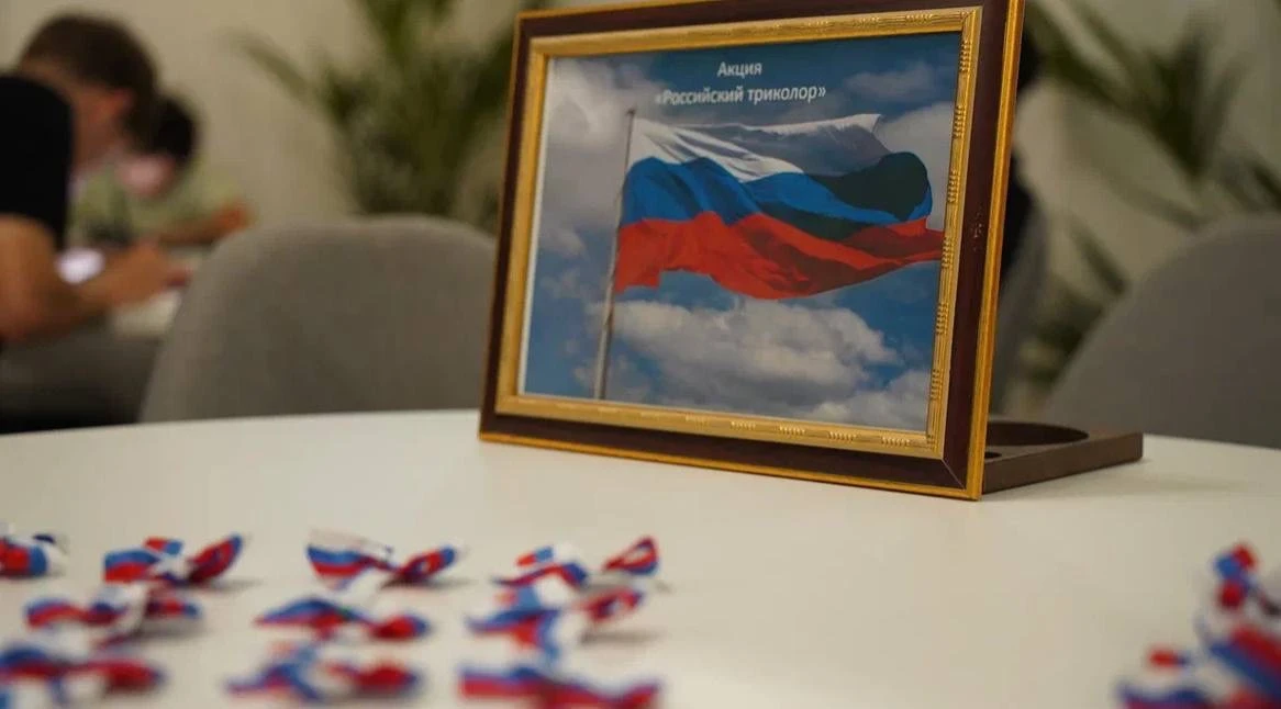 🚨 СТУДЕНТОВ И ПРЕПОДАВАТЕЛЕЙ АГПУ МАССОВО ОСТАНАВЛИВАЛИ В КОРИДОРАХ! Что происходило сегодня в унив