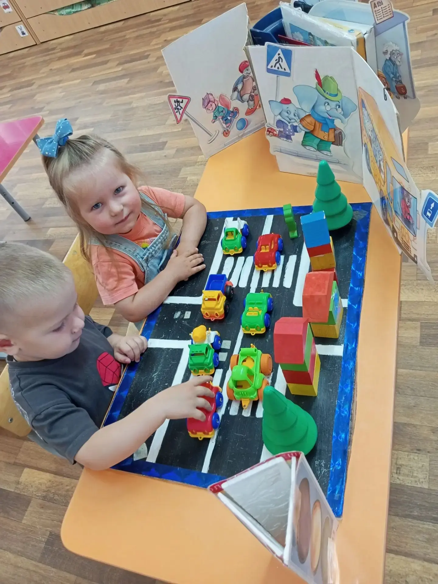 "День безопасности дорожного движения."🚦
В нашем детском саду прошел сегодня тематический День, пос