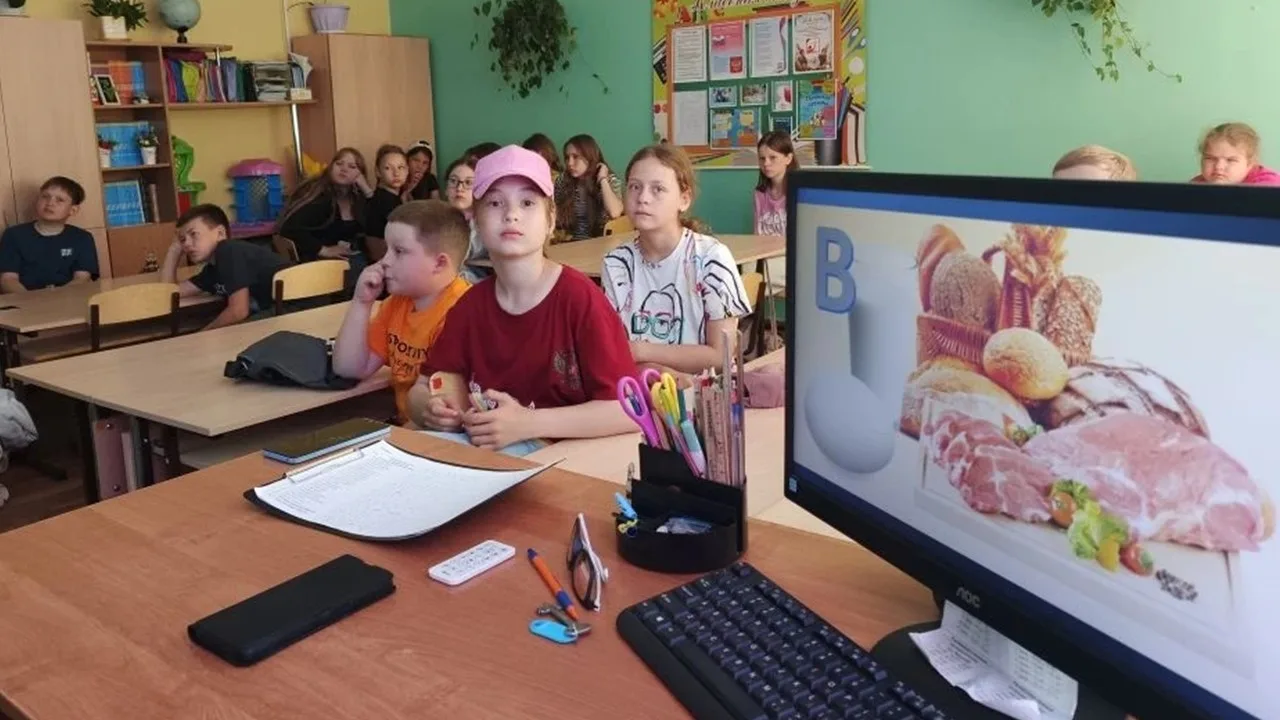 🔥 «Юные пожарные» и стихи Барто: день, который запомнится надолго 🔥

В лагере «Солнышко» день выда