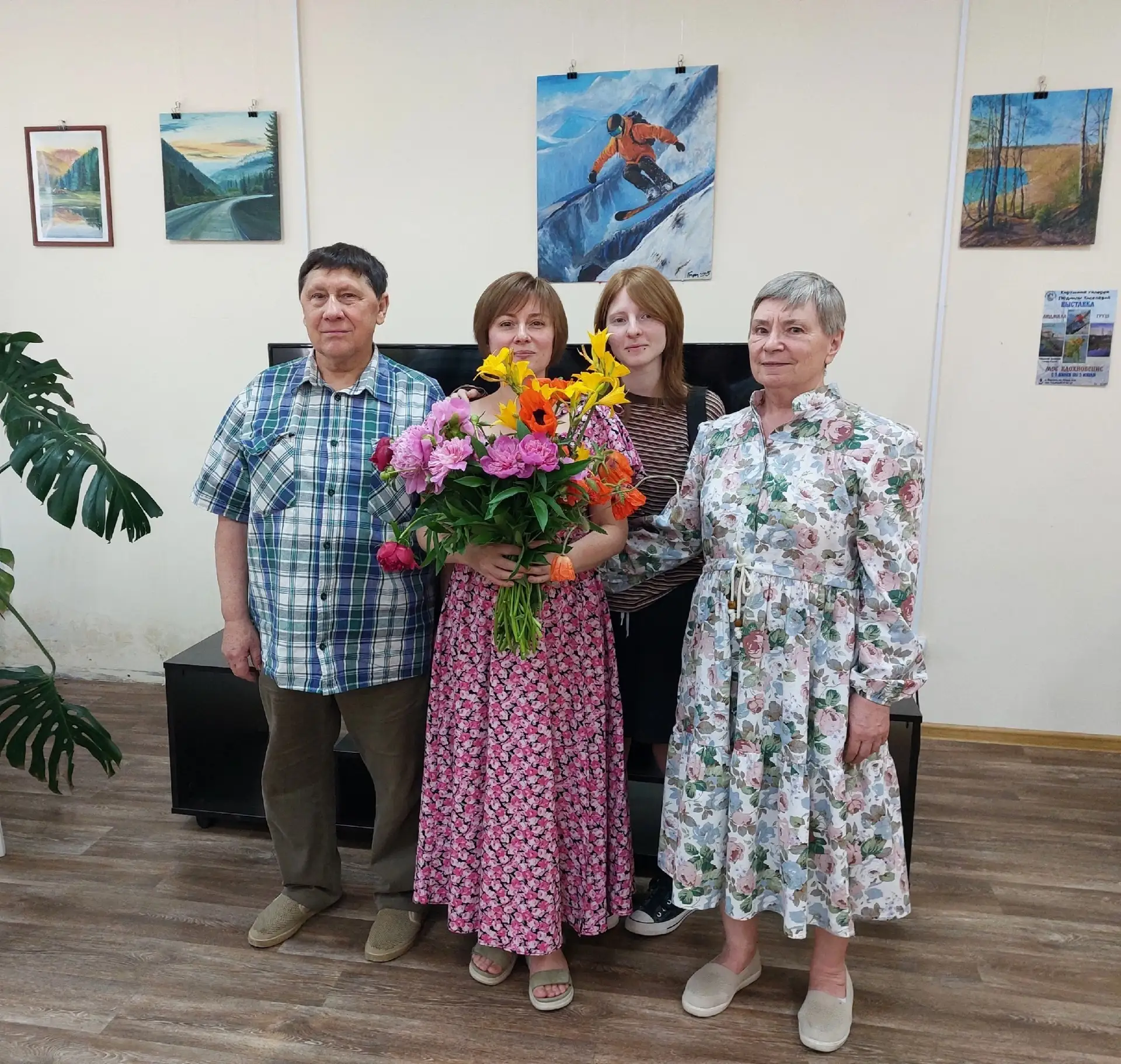 В воскресенье, в Картинной галерее Людмилы Киселёвой состоялось открытие персональной выставки Людми