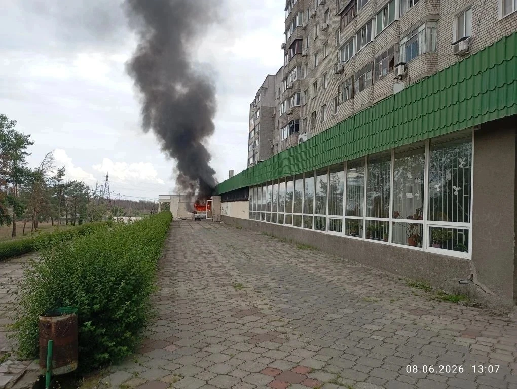 Кратко о ударах по Энергодару на сейчас

Сегодня киевский режим в очередной раз показал своё истинно