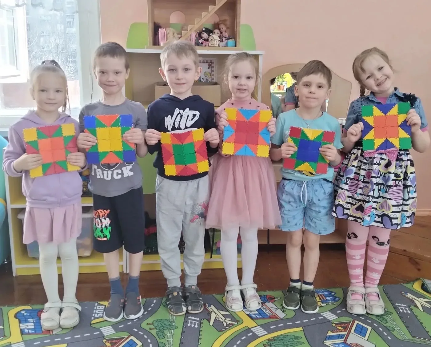 😃С радостью делимся с вами успехами наших воспитанников на дополнительных занятиях по ТИКО-моделиро