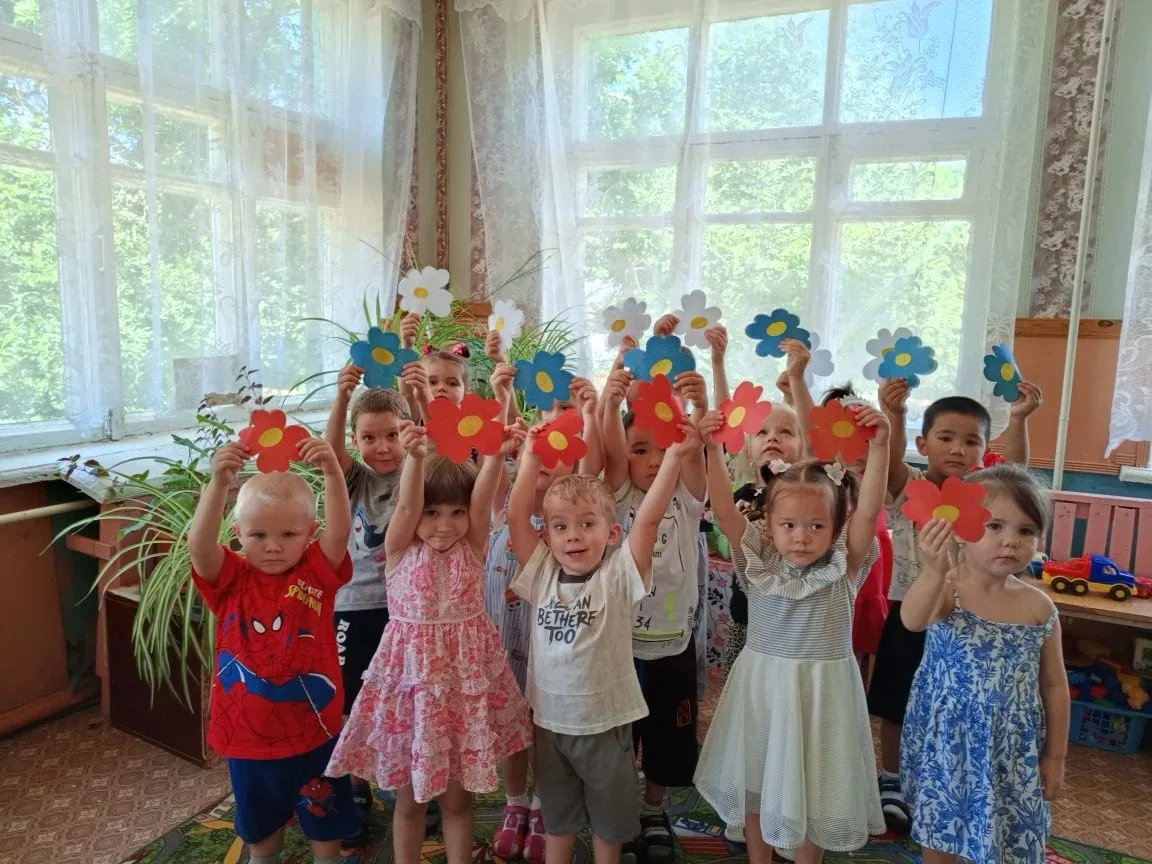 В честь Дня России, который ежегодно отмечается 12 июня, в нашем детском саду прошло тематическое за