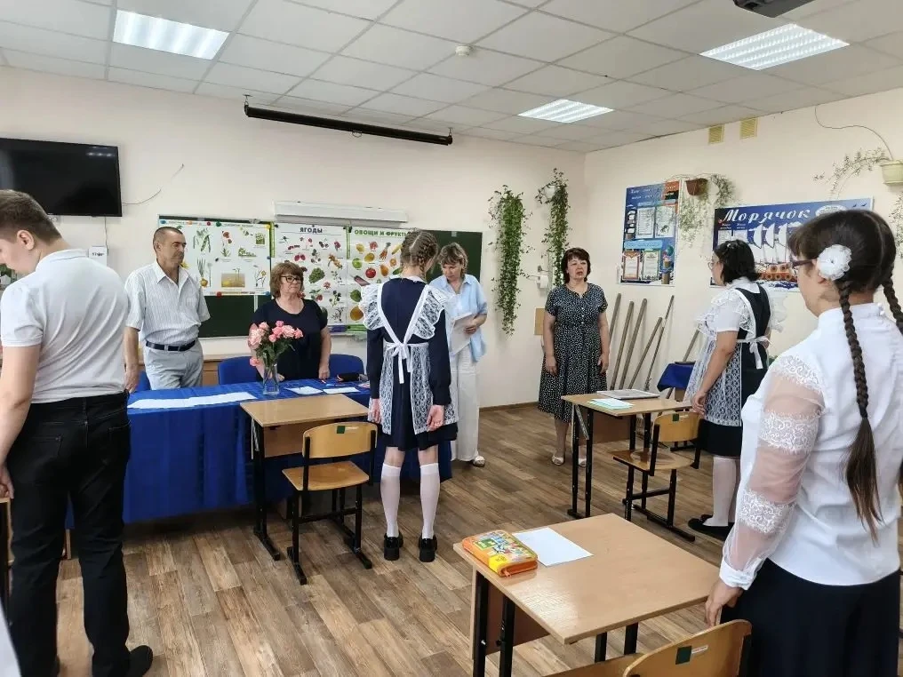 Сегодня у наших выпускников 9 класса прошла итоговая аттестация по трудовому обучению. 📝🌱

   Атте