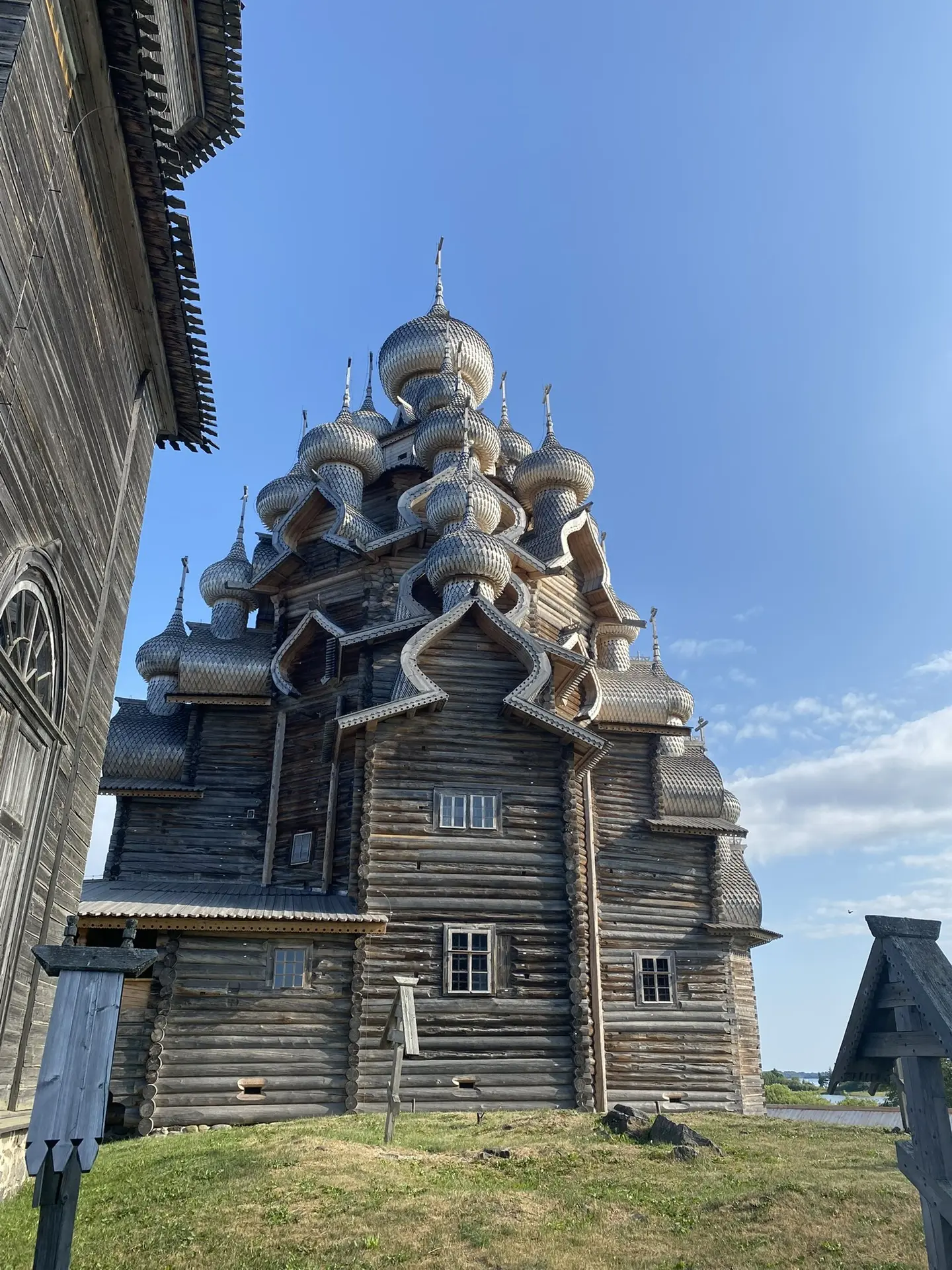 🇷🇺 С Днём России! 🇷🇺

Поздравляем с праздником нашей великой страны! 
Этот день объединяет нас л