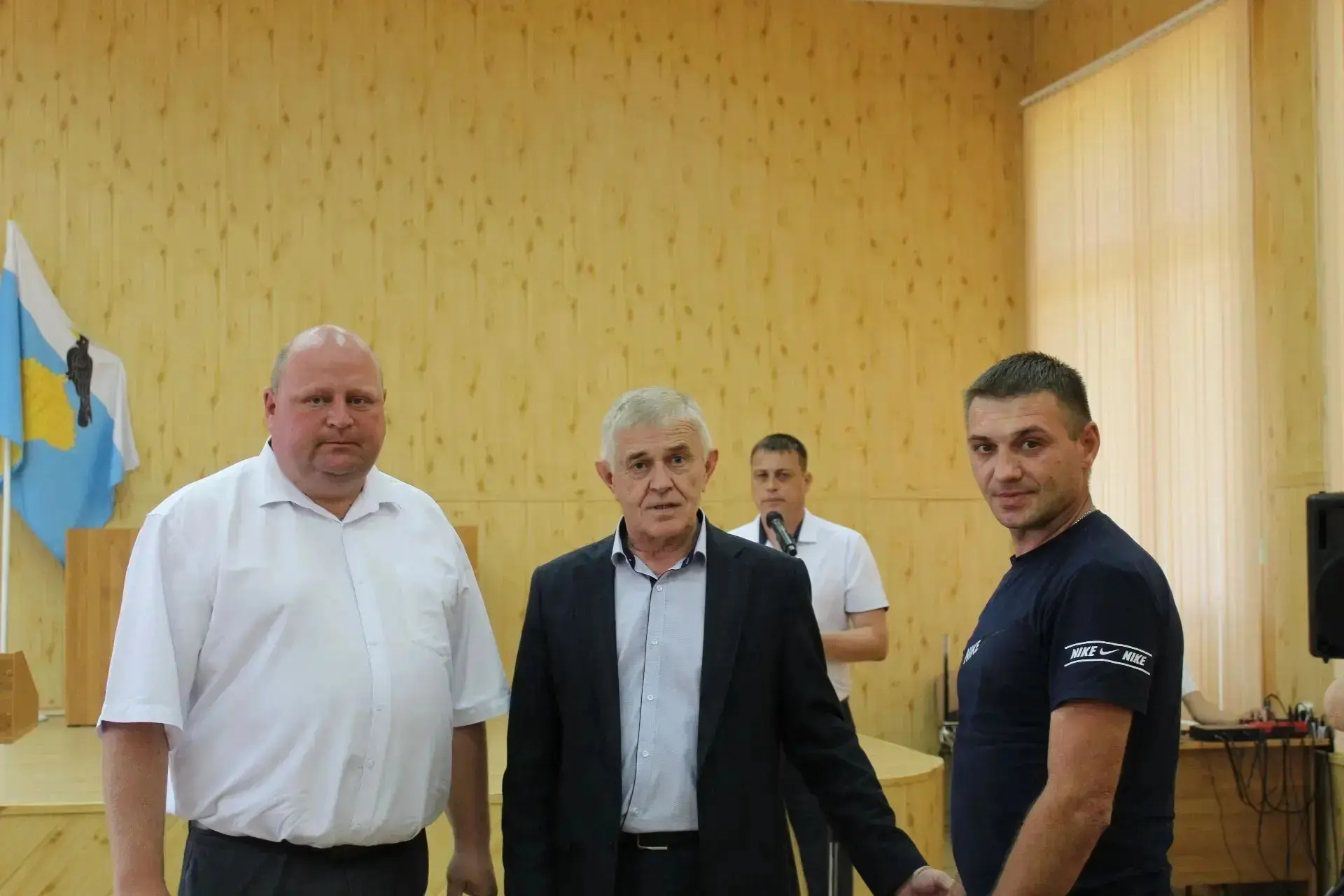 Сегодня в администрации Грачевского района состоялось торжественное вручение награды участнику специ