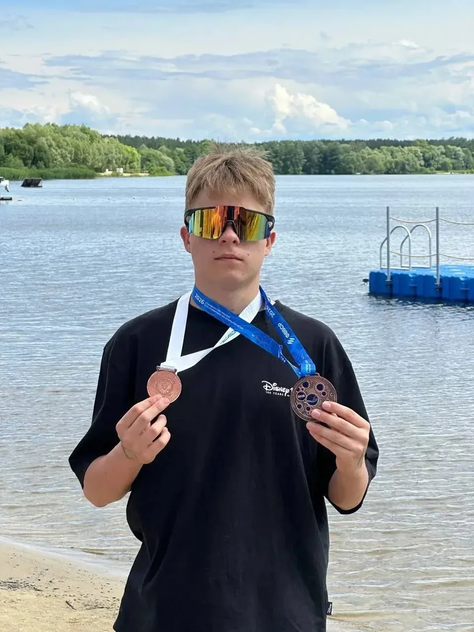 5000 м 🔥🥉 

Ученик 8А класса Лев Тарасов стал бронзовым призёром Первенства России на открытой вод