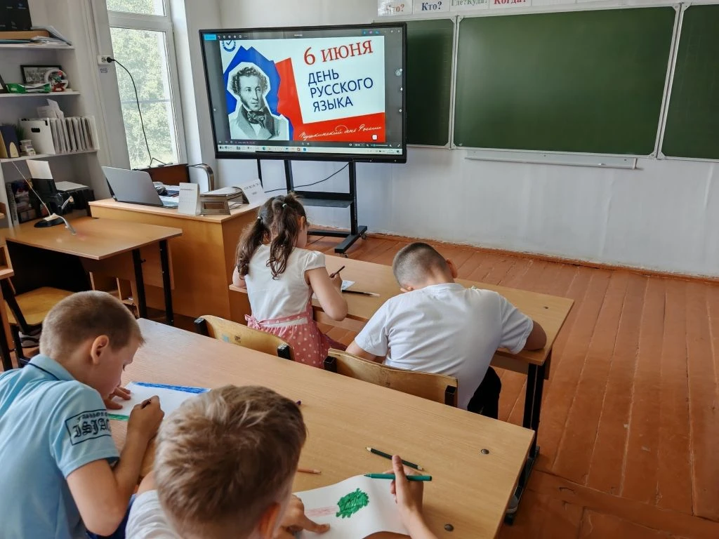 📖 6 июня — День русского языка и Пушкинский день! ✨

Великий, могучий, родной... В день рождения Ал