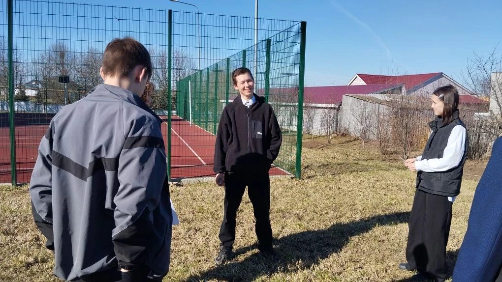 В рамках недели психологии, сегодня в 9 классе провели групповое занятие с элементами тренинга "Как 