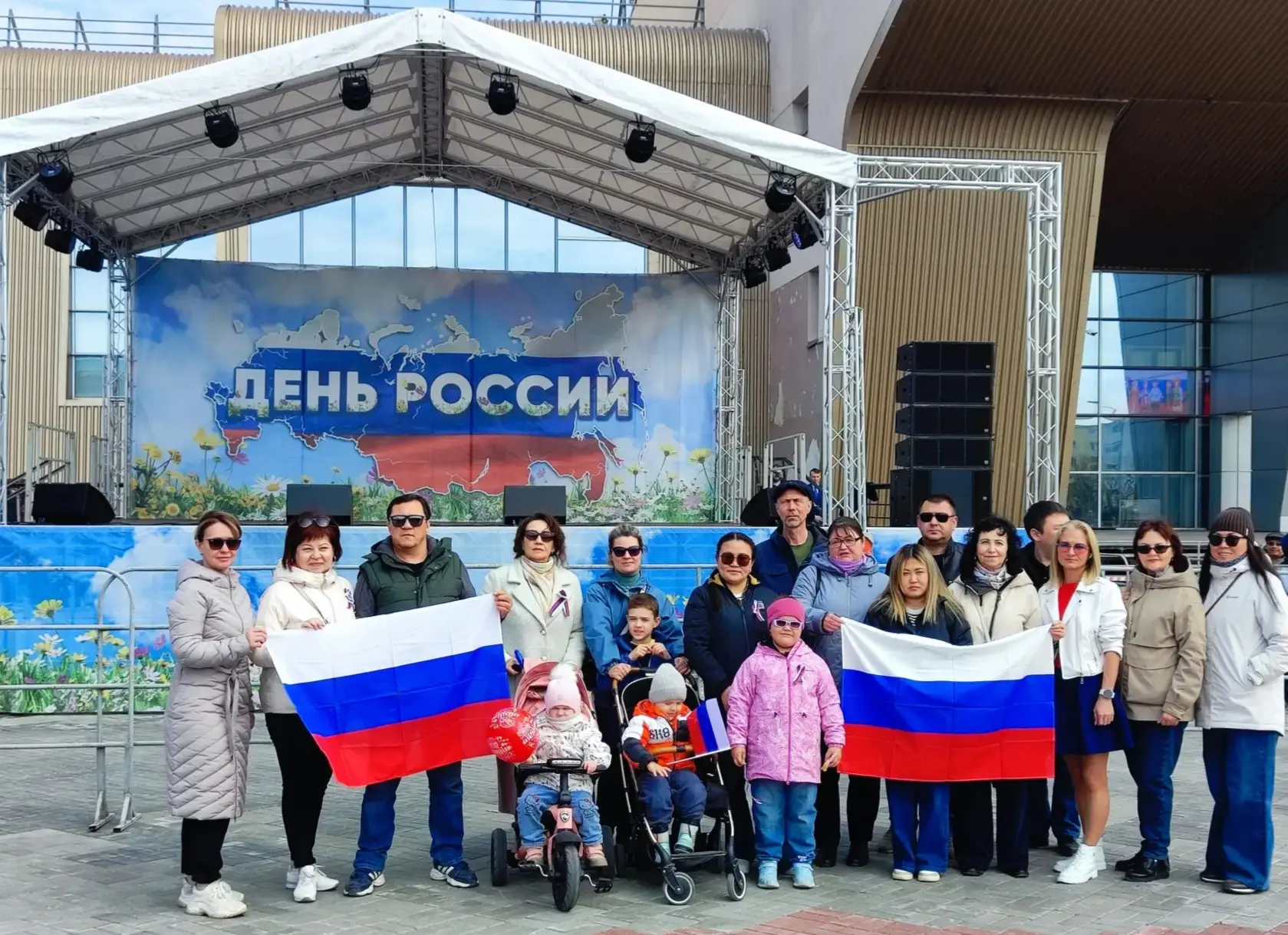 12 июня 2026 года в столице Чукотского автономного округа прошли праздничные мероприятия на главной 