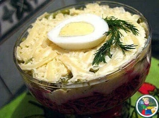 🥣 Простой салат из доступных продуктов, а вкус богатый

🔖 Ингредиенты:

Свёкла варёная — 4 шт.
Яйц