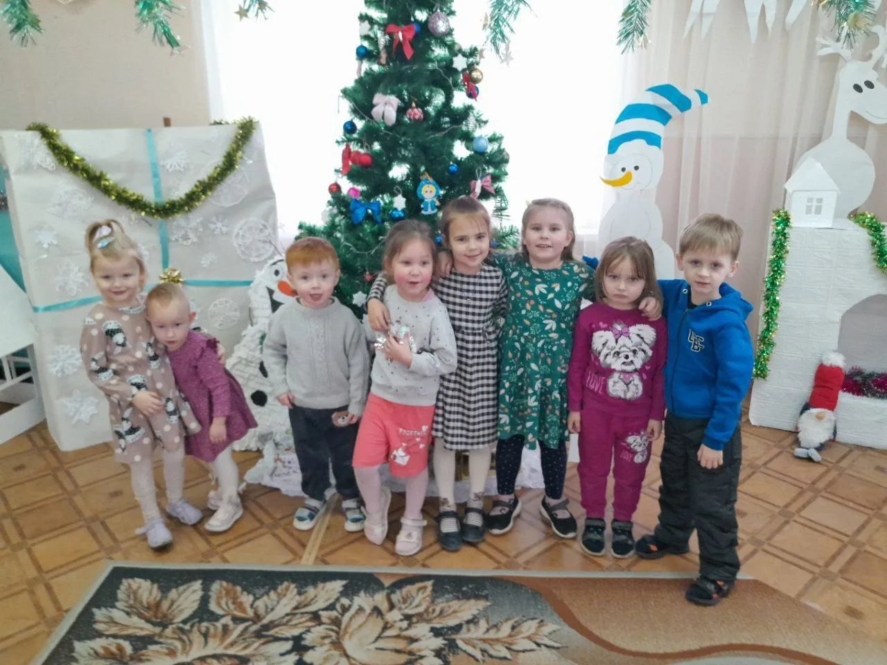 ✨🎄✨"Старый Новый год у наших у ворот"🎄✨
В️ нашем детском саду прошёл праздник,полный тепла,радости