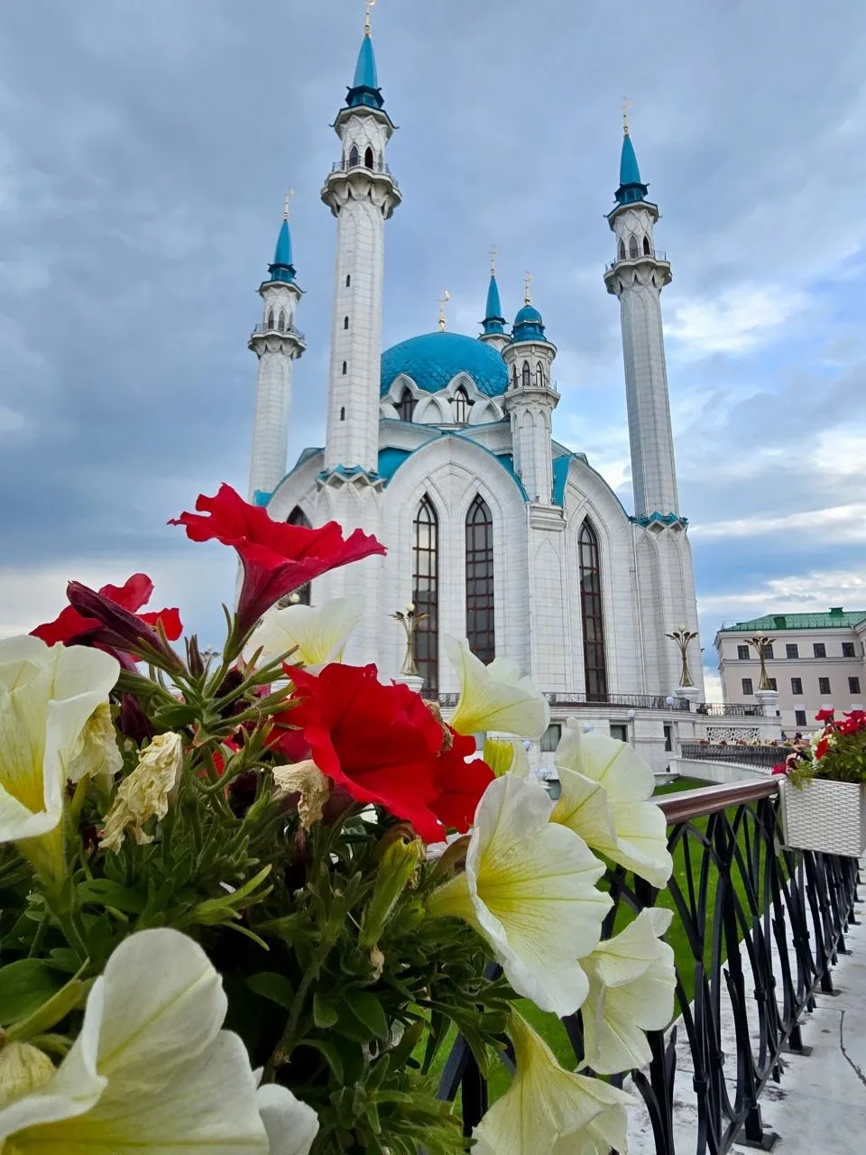 🕌Казань — город контрастов, где Восток встречается с Западом. Гостеприимная, яркая, незабываемая. ✨