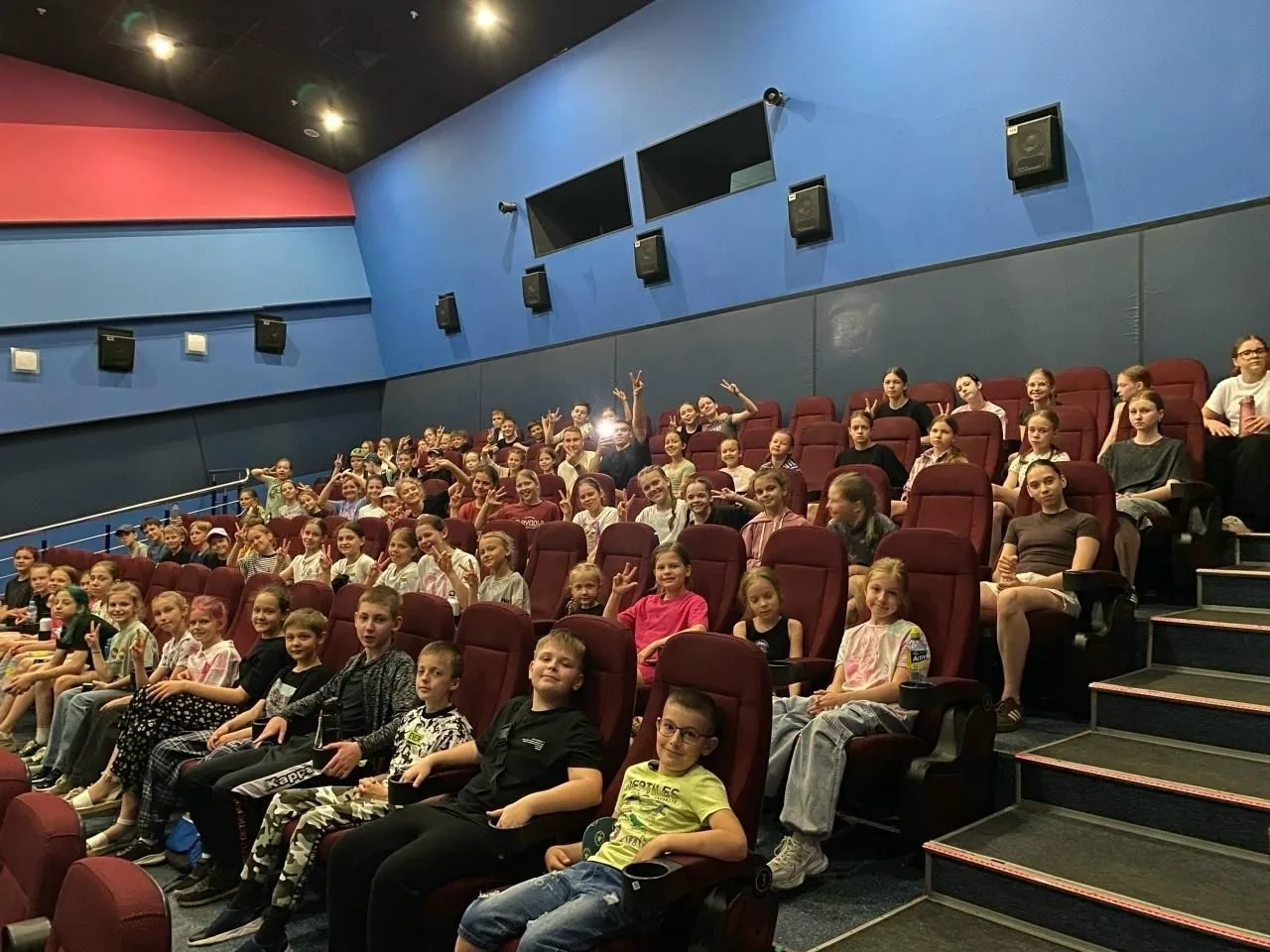 Весело и с пользой для здоровья и физического развития!

1 июня начали работу 5 оздоровительных лаге