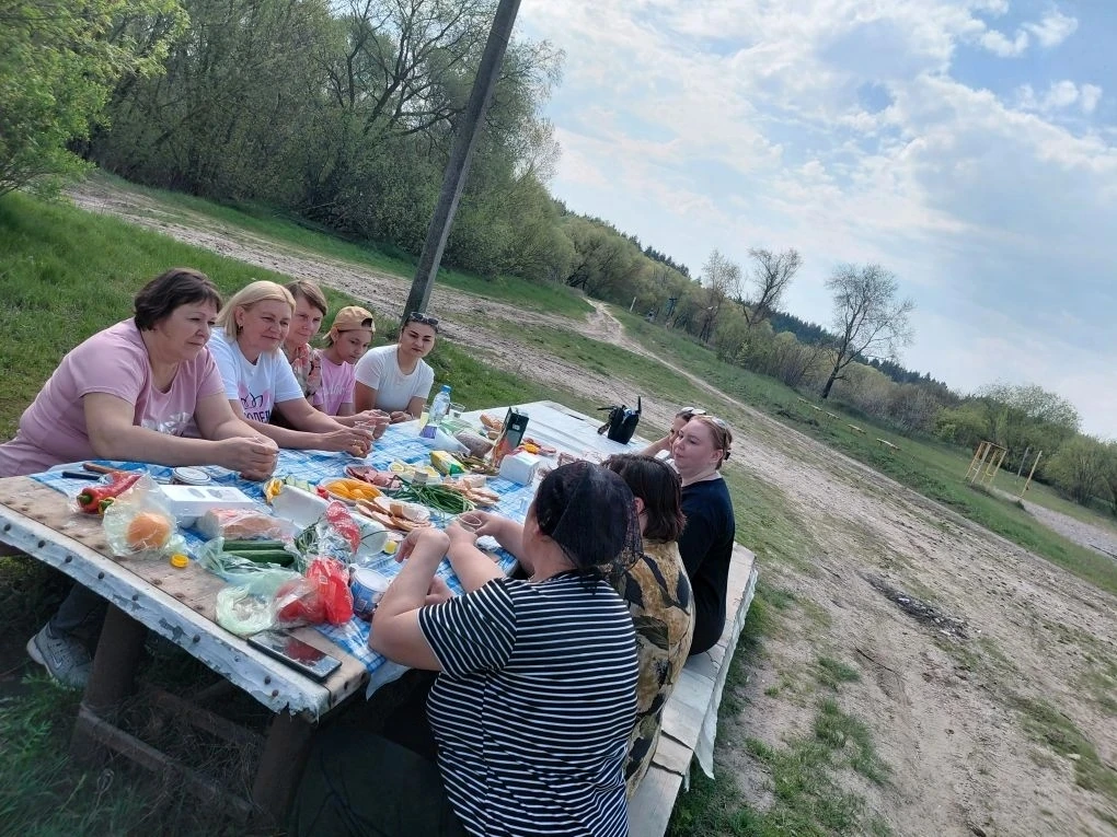 А вот и весна...
 Едва пригрело весеннее солнышко специалисты Центра "Доверие" инициировали очередно