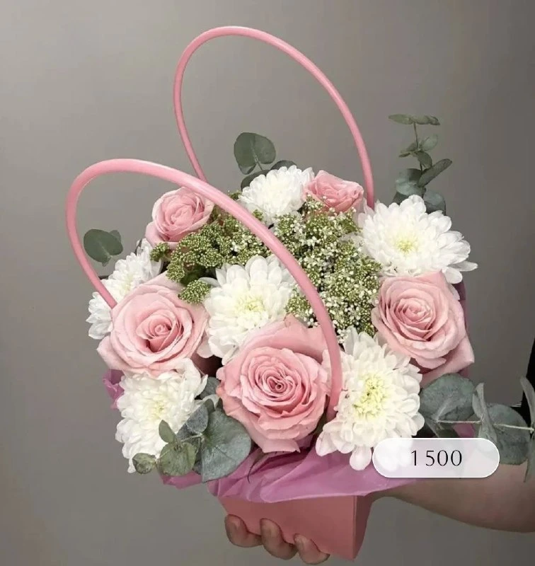 🌸🎈С первым днём лета!

В воздухе — солнце, смех, мыльные пузыри и чувство беззаботности из детства