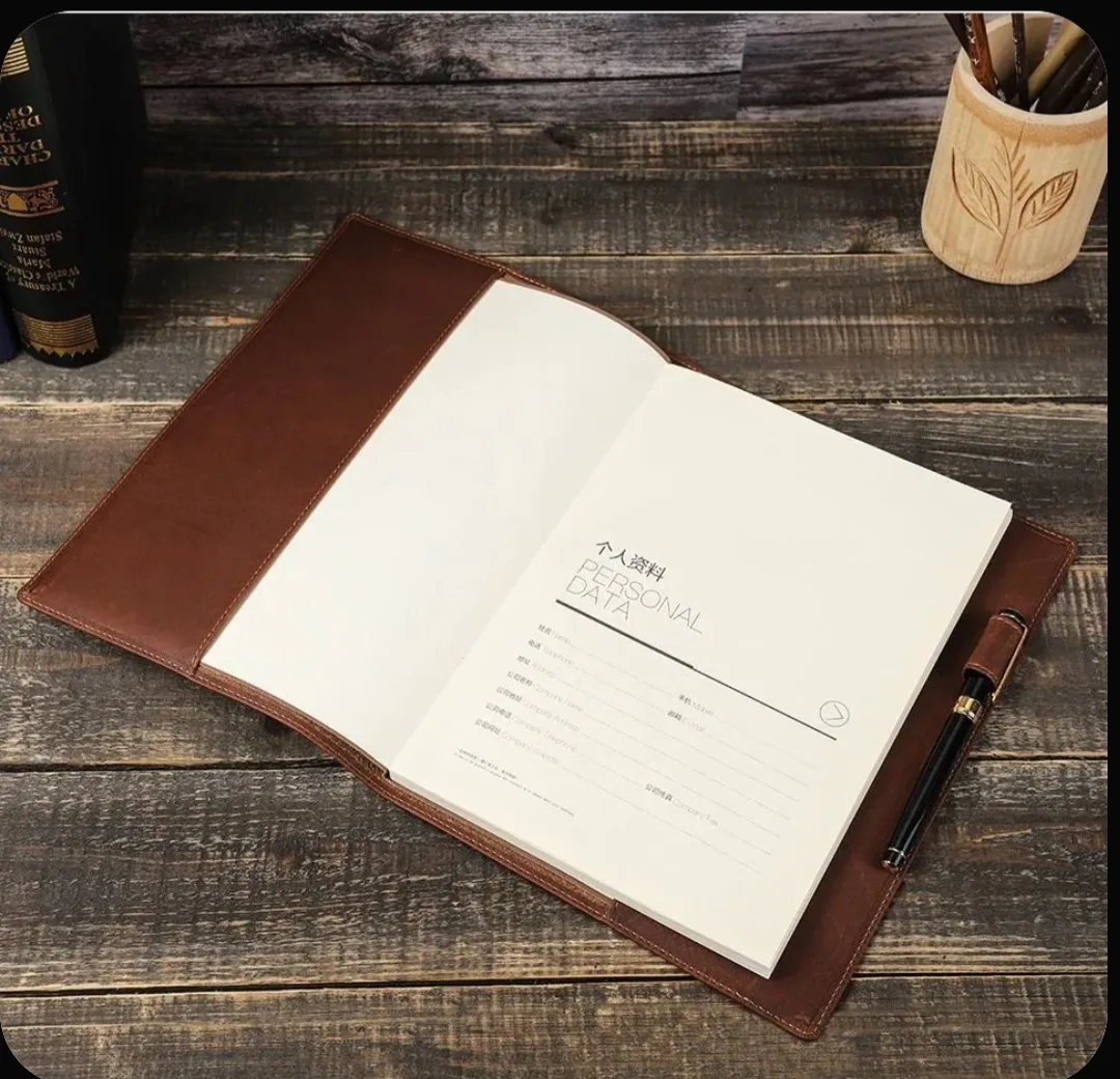 ❇Новинка
📓Обложка на книгу/блокнот
💵 Цена 3500р. (В наличии)
😎Все наши изделия из Натуральной кож