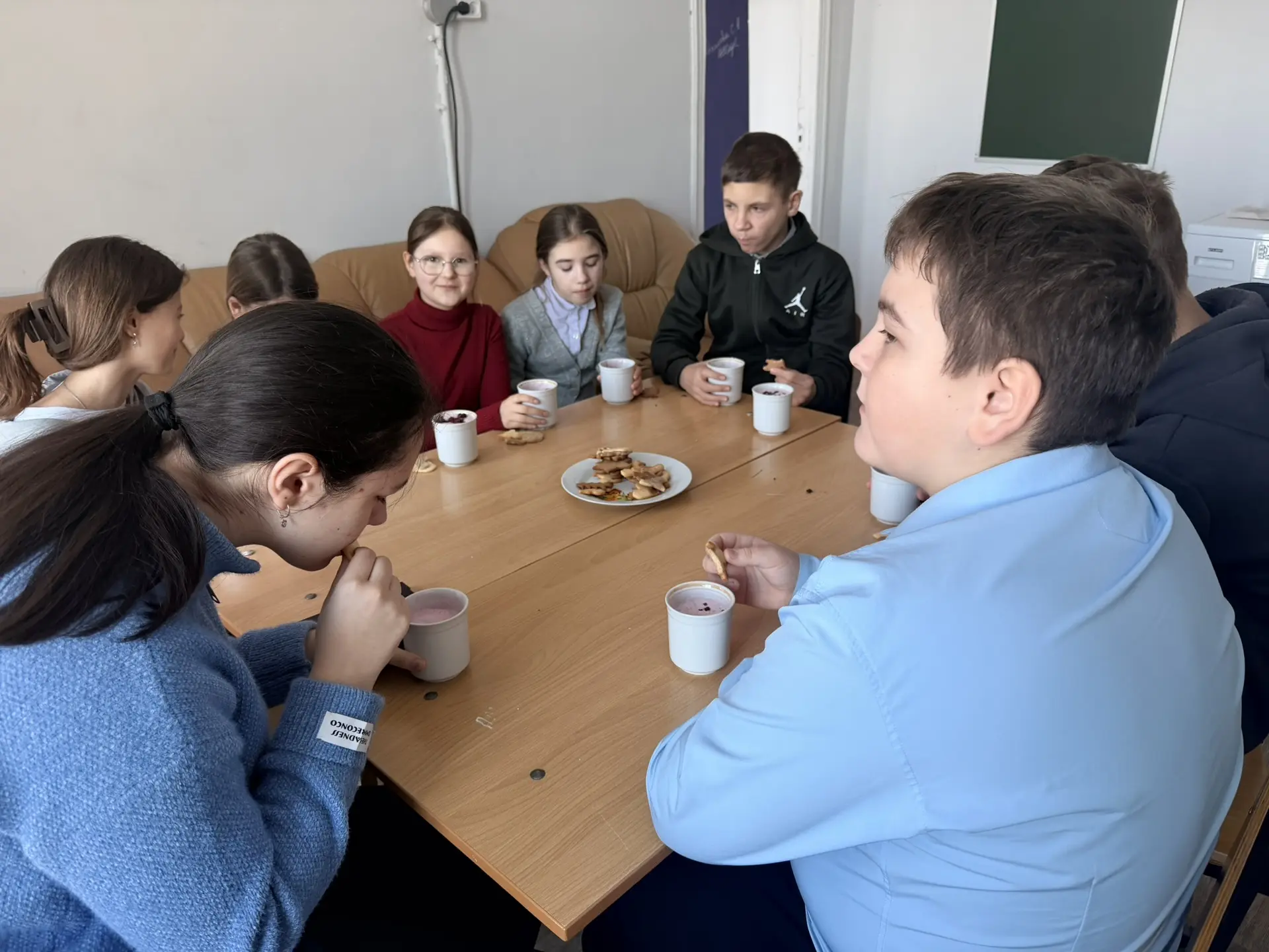 🍪🥤 Уроки технологии: Печенье и молочные коктейли! 🥤🍪

Сегодня на уроках технологии наши шестикла
