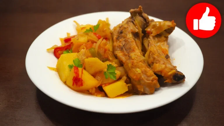 Овощное рагу с ребрышками в мультиварке


Очень яркое, вкусное и сытное блюдо предлагаю приготовить 