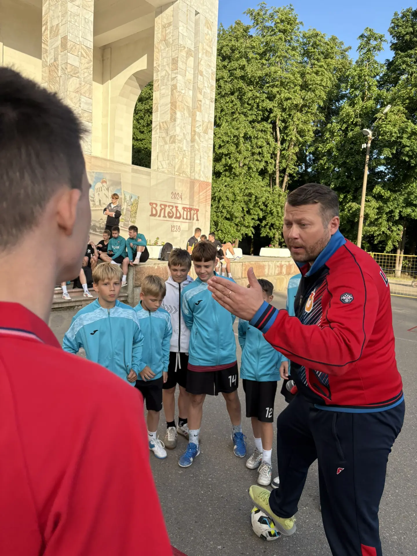 ⚽Стрит-футбол⚽️
Вчера в Вязьме стартовал новый формат мини-футбола по олимпийской системе,что стало 
