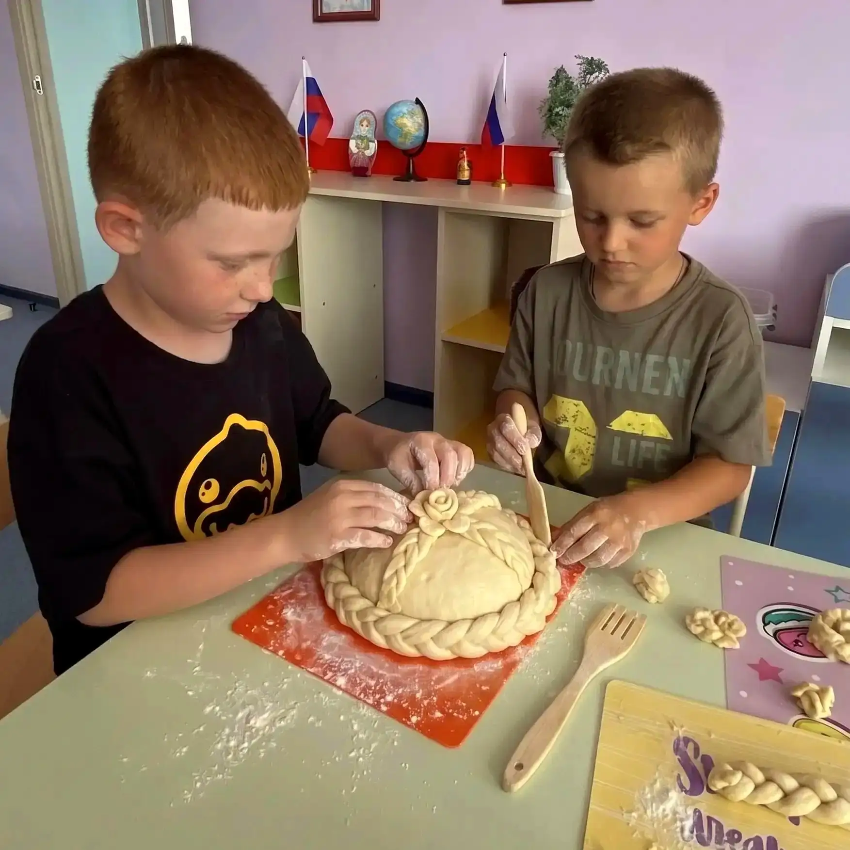 🥮Каравай дружбы 🥮

🥰 Дружба — это когда мы все вместе, крепко держимся за руки и весело шагаем по