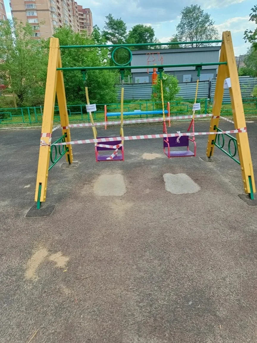 Уважаемые жители! 🏡 
По адресу пр. Красной Армии, д. 251А были проведены работы по покраске малых а