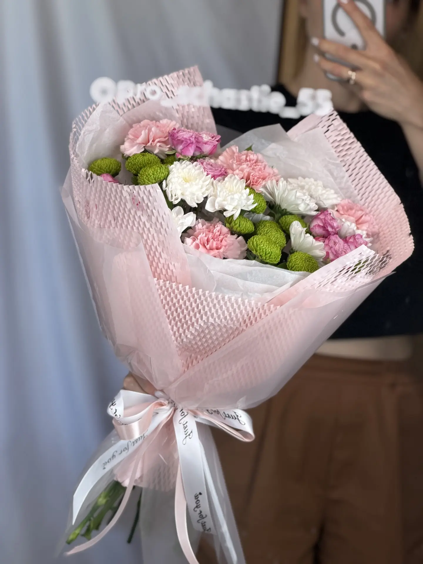 ❣️СВОБОДНЫЙ БУКЕТ❣️

Букет с розами и хризантемой

🏷️ 3300₽

💬 Сделать заказ в MAX

🚚 Доставка по
